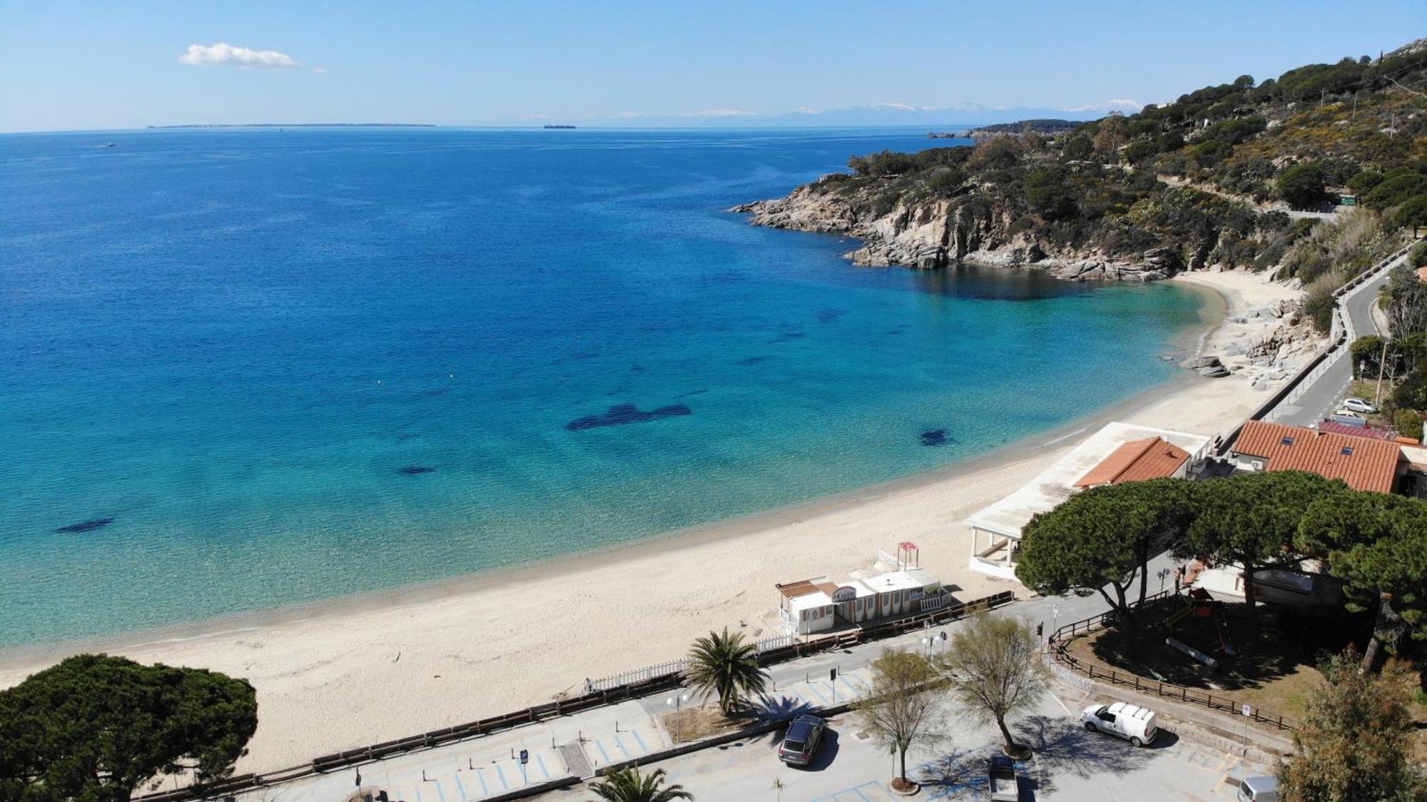 Appartamenti Cavoli - Vista Mare Con Terrazze, Clima E Posti Auto Spiaggia di Cavoli Εξωτερικό φωτογραφία
