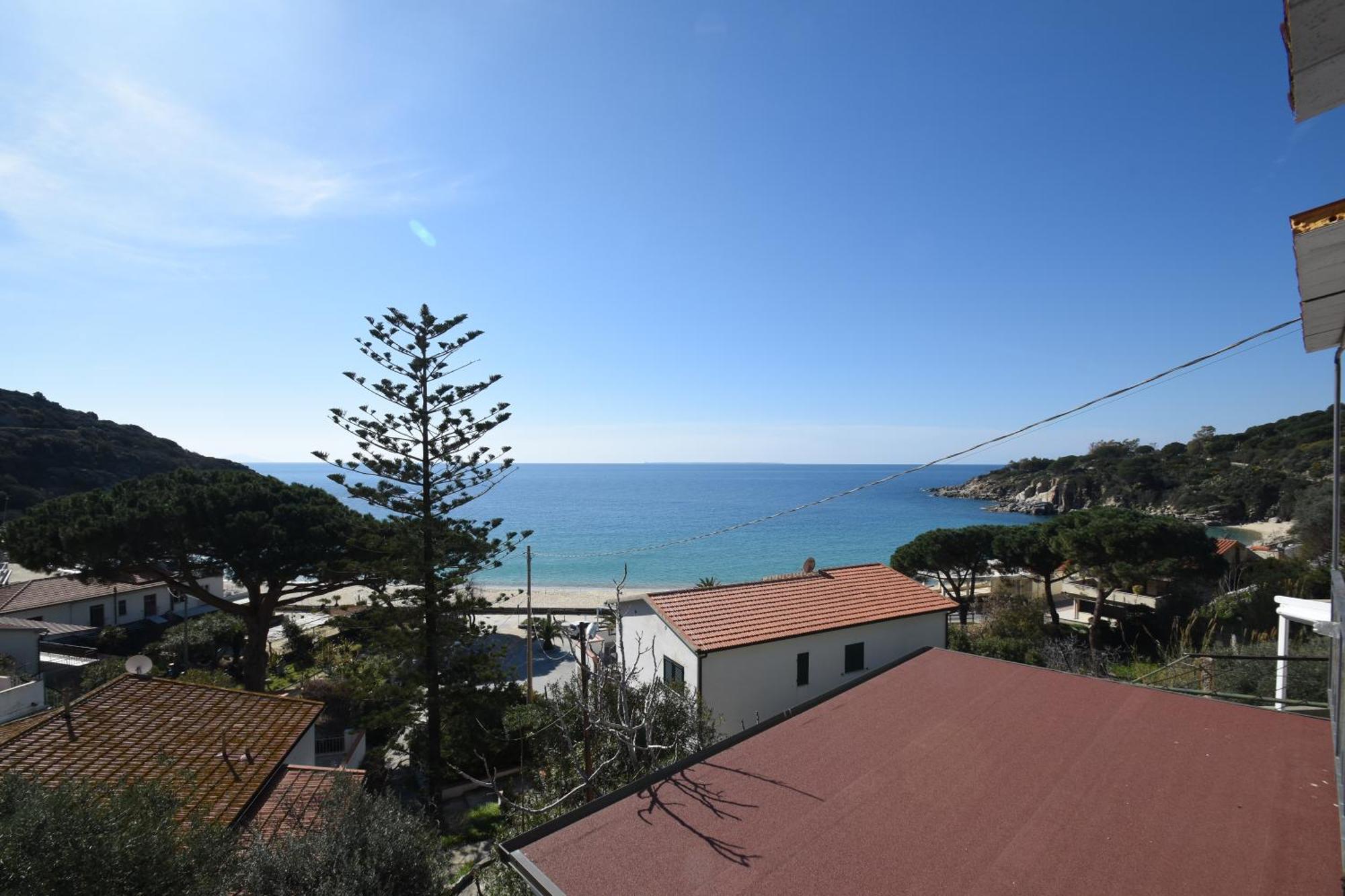 Appartamenti Cavoli - Vista Mare Con Terrazze, Clima E Posti Auto Spiaggia di Cavoli Εξωτερικό φωτογραφία