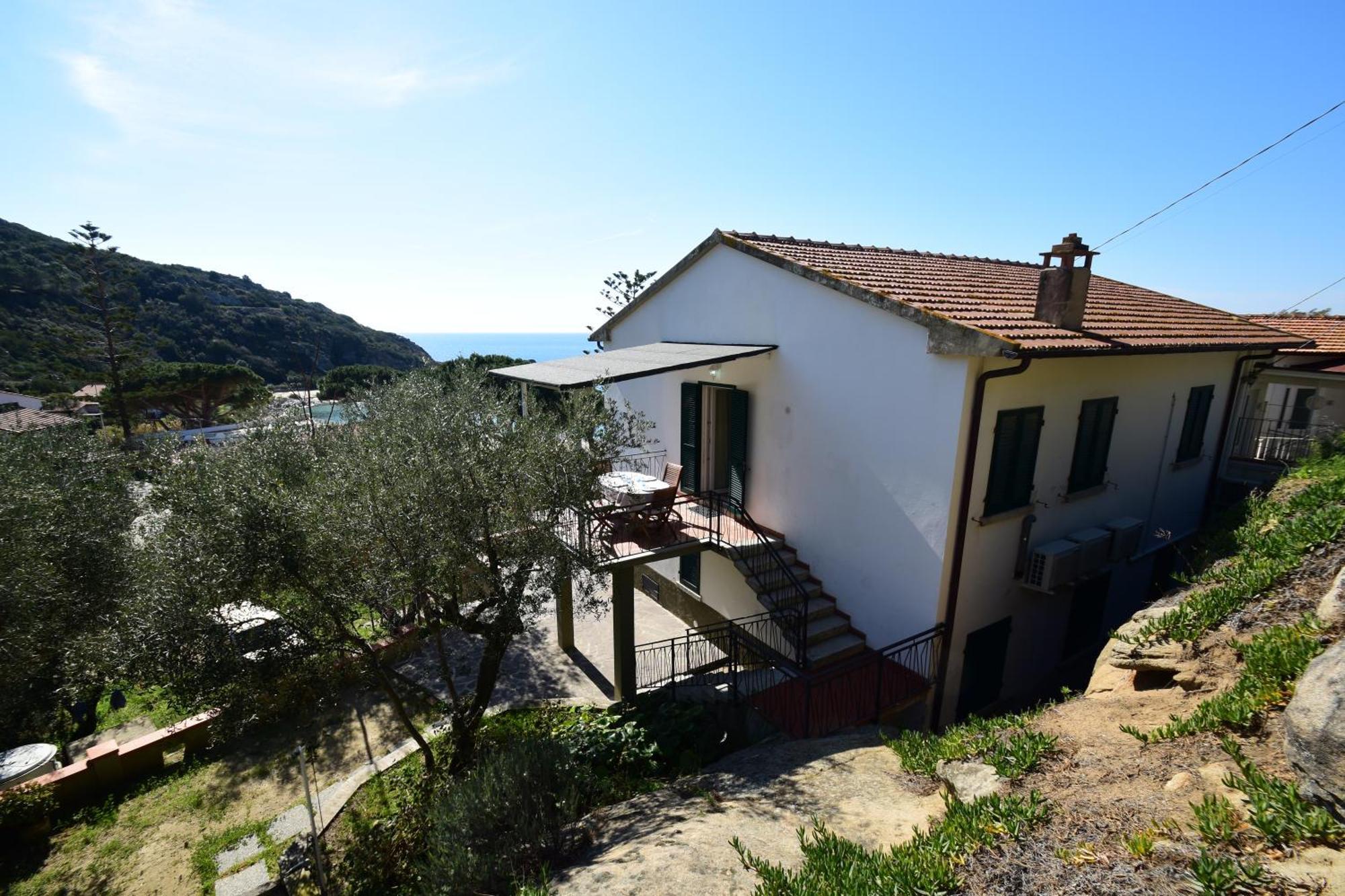 Appartamenti Cavoli - Vista Mare Con Terrazze, Clima E Posti Auto Spiaggia di Cavoli Εξωτερικό φωτογραφία